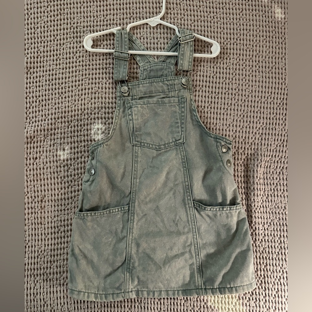 Wonder nation overall skirt. 4t
